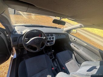 Honda hr-v 1.6i 4x4,bez hrdze - 16