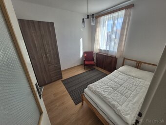 Prenájom 4.izbového bytu na poschodí RD Dunajská Lužná - 16