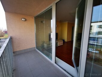 NA PREDAJ 3 IZBOVÝ BYT BRATISLAVA PASIENKY BAJKALSKÁ - 16