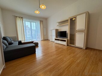 Štýlový 1,5-izbový byt s balkónom – centrum Piešťan - 16