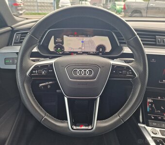 AUDI E-TRON 50 QUATTRO S LINE, 230KW, BLACK STYLING PACKAGE - 16
