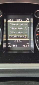 Volkswagen Passat B7 Variant 2.0TDI 103kw DSG  rok 11/2013 - 16