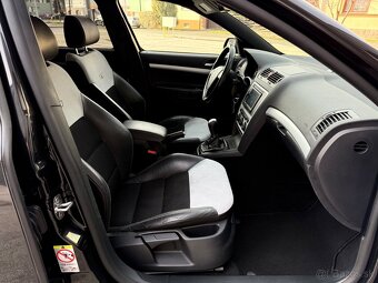 Škoda Octavia 2 RS Sedan 2.0TFSi 147Kw/200Ps Xenon SWISS - 16