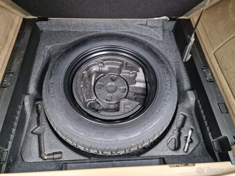 Mercedes ML 420 CDi V8 306k 4matic A/T 4x4 (diesel) kup. SR - 16