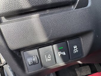 Honda Jazz 1.3 i-VTEC - 16