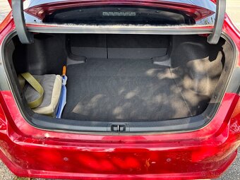 Toyota Corolla 1.5 Dynamic Force Comfort Tech Style v záruke - 16