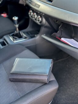 Mitsubishi Lancer - 16