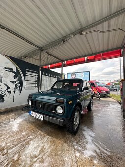 Lada Niva - 16