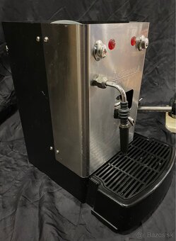 La Piccola Sara Coffee Machine - 16