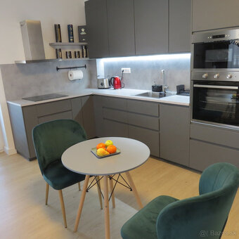 SENEC – NA PRENÁJOM - exkluzívny 3 izbový byt v novostavbe v - 16