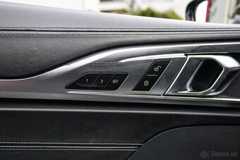 BMW Rad 8 M850i xDrive Coupé - 16