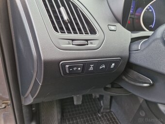 Hyundai ix35 2.0 CRDi 4x4 - 16