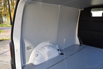 Volkswagen T5 Transporter 2,0TDi, 75kW, M5, 4d. 3.Miestne - 16