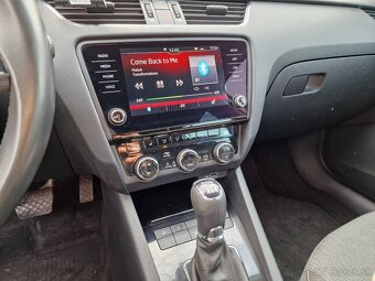 Škoda Octavia Combi 2.0 TDI 184k DSG 4x4, 135kW, A7, 5d. - 16