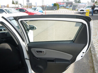 Toyota Yaris 1,3i 2016 - 16