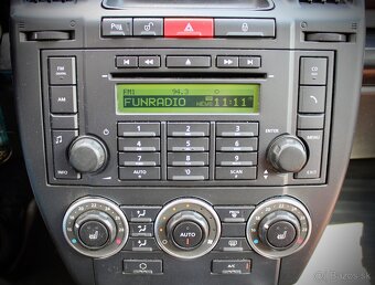 Land Rover Freelander 2 140 kW AT - TOP stav - 16