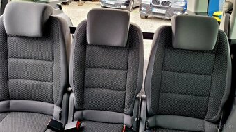 Volkswagen Touran 2.0 TDI Comfortline DSG - 16