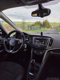 Opel Zafira Tourer 1.4 Turbo - 16