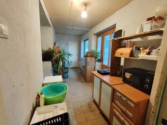 Veľký pozemok 5816m2 s RD - 16