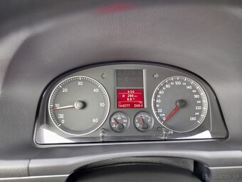 Predám Volkswagen Touran 7 MIESTNE - 16
