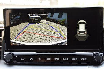 Kia Cee'd SW kombi 1.5 T-GDI BENZÍN AUTOMAT GOLD SR 2021 - 16