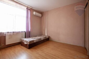 Na predaj dvojgeneračný rodinný dom v Bratislave časť Rača. - 16