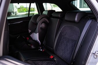 Škoda Superb Combi 2.0 TDI Sportline DSG - 16