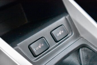 Suzuki Vitara 1.6 4x4 benzín - 16