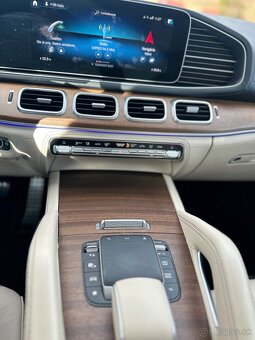 Mercedes Benz Gls 400 2022 - 16