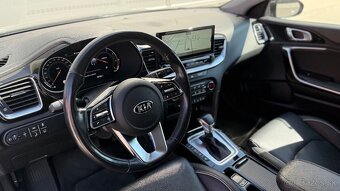KIA Cee’d Sporty Wagon 1.6 CRDi 136k Platinum A/T - 16