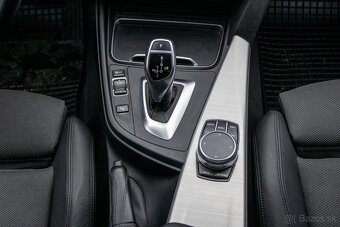 BMW Rad 3 320i xDrive Sport Line A/T - 16