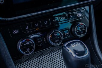 Škoda Superb Combi 1.6 TDI STYLE / PREVERENÉ - 16