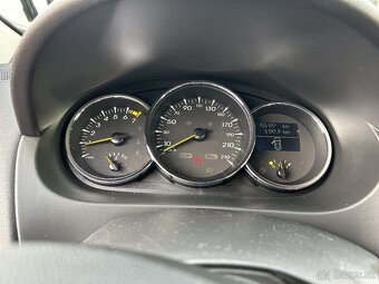 Renault Fluence 1.6i 16V 81kw - 16