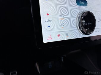 Ford Mustang Mach-E 75.7kWh Premium AWD STD ODPOCET DPH - 16