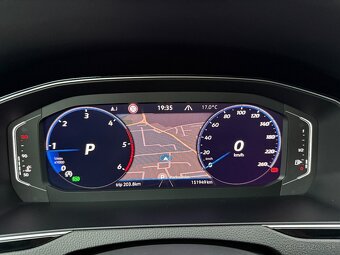 Volkswagen Passat Variant 2.0 TDI Business DSG Kupene SR DPH - 16