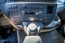 9908 MAN TGS 35.510 BL - 8x4 – Hákový nosič kontejnerů + HR- - 16