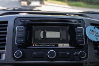 Volkswagen Caravelle 2.0 TDI LR 4Motion - 16