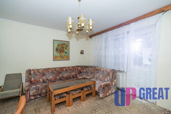 PREDAJ - 3 izbový byt v rodinnom dome, s garážou a pozemkom - 16
