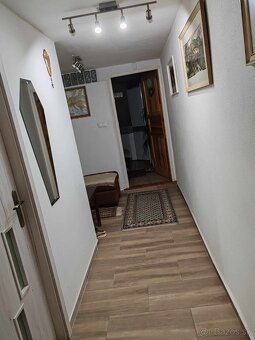 Chata pod hradom Červený kameň - 16