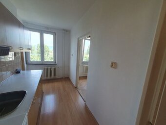 Zaujímavý 3izbový byt pri Priori 65m2 Výťah - 16