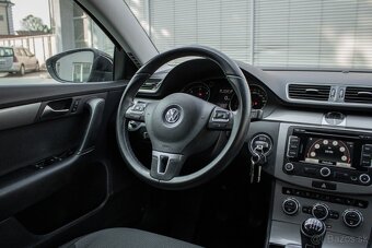 Volkswagen Passat 2.0 TDI BMT Comfortline - 16