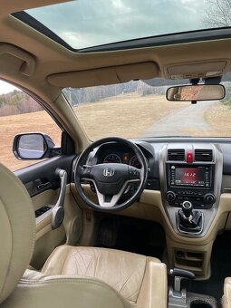 🚗Honda CR-V 2.2 i-CTDi Executive 2006 - 16