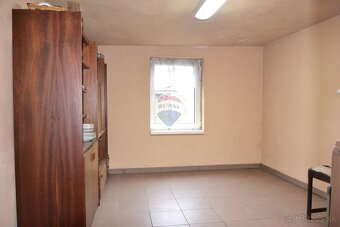 Na predaj veľký pozemok s domom a garážou v Zelenom pri Polt - 16