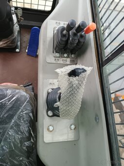 Samonakladací domiešavač ZHONGWEI ZWZG2200 - 16