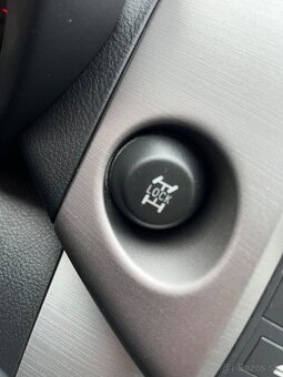 Toyota Rav4 2.2 D-4D 4x4 = Uzávierk, Bez korozie, = - 16