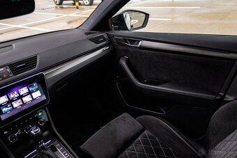 Škoda Superb Sportline 2 TSI 280PS 4x4 / V ZÁRUKE / TOP STAV - 16