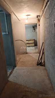 Investičná príležitosť-BUDOVA v Kružnej-Predaj za 144000,-Eu - 16