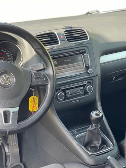Volkswagen Golf 1.6i+LPG - 16