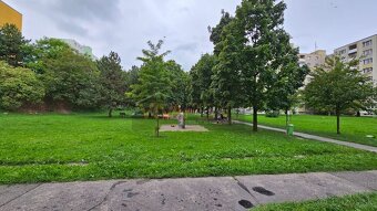 VIVAREAL REZERVOVANÉ  2 izb. byt, výmera 54 m2, uzatvorený - 16