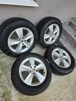 Zimne kolesa Skoda 5x112 r16 215/60 r16 skoda Superb - 16